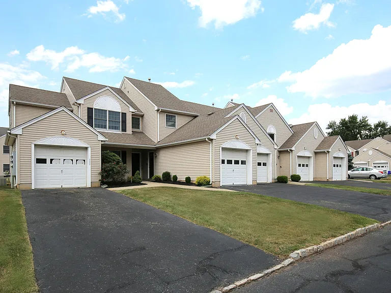 Driveway View at The Village at Bridgewater, Bridgewater