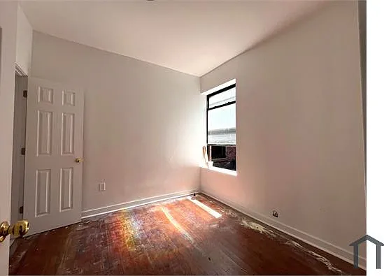 2 bed, $2,885 — Photo 3