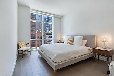 Rented by R New York