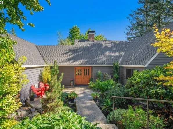 2290 SW Benz Farm Ct, Portland, OR 97225
