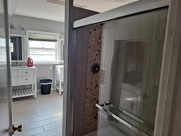 8204 Redwood Cir — Photo 9