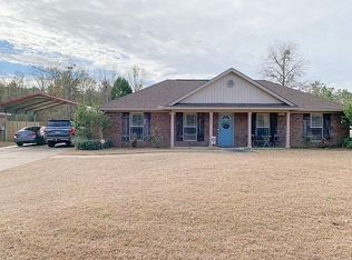 1423 Creola Axis Loop Rd N, Axis, AL 36505