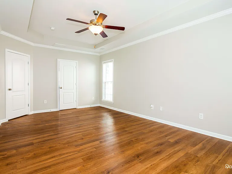 113 Margaret Hoffman Dr — Photo 10
