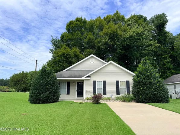 1306 Wyngate Drive, Greenville, NC 27834