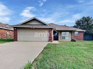 116 Apache Trl, Alvarado, TX 76009