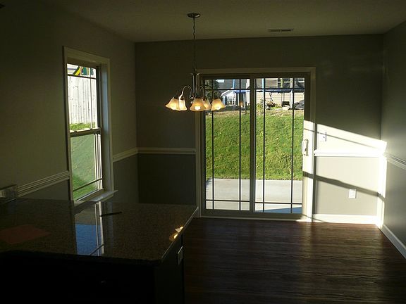 3rd image of 617 Slippery Moss Dr
