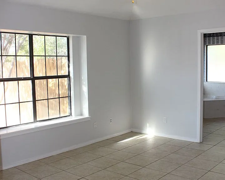 4801 Addie Dr — Photo 18
