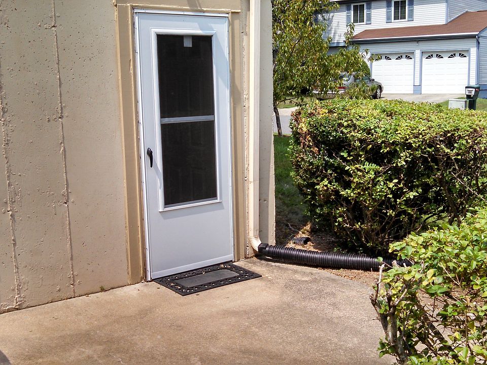 2nd image of 4031 Pickstone Dr