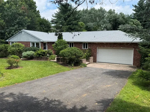 4 James Way, Granite Springs, NY 10527