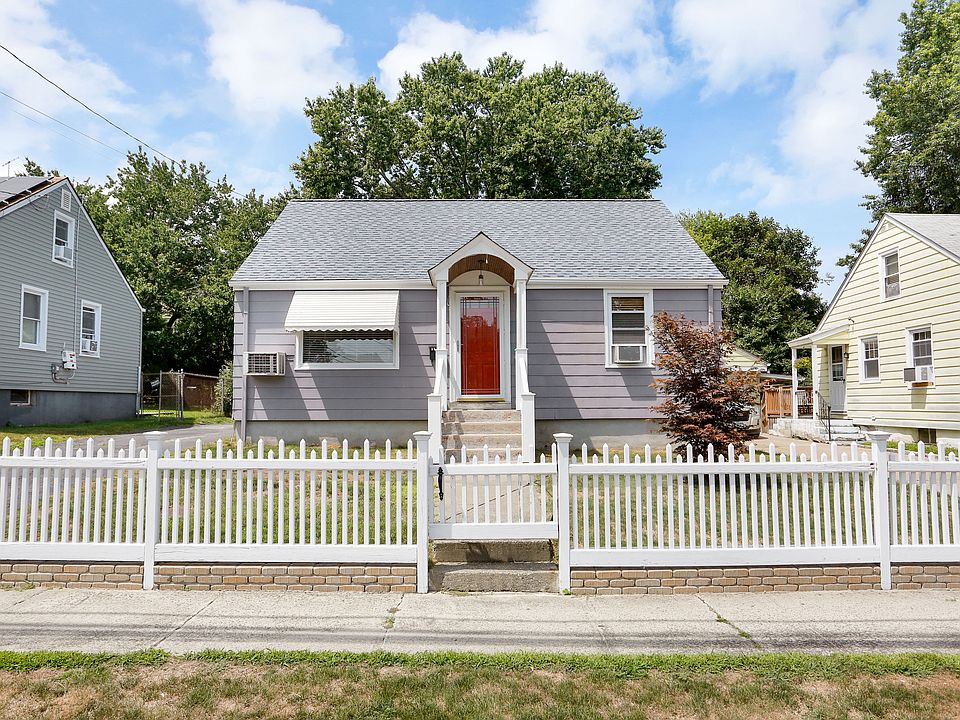 Perfect Cape Cod family home in Mill Hill. Convenient to everything you need.