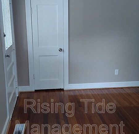 3rd image of 316 Wickstead Rd