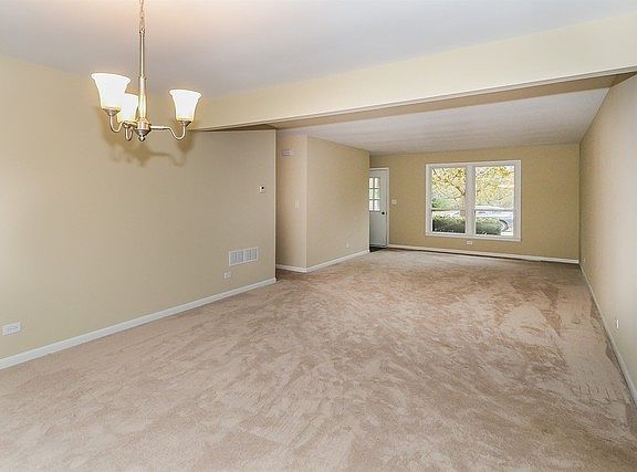 5th image of 38855 N Lakewood Ave