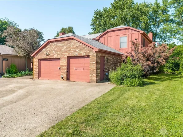 1134 Katie Cir, Dayton, OH 45434