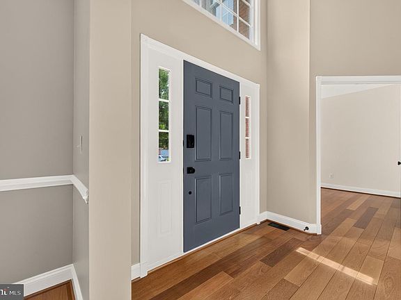 3rd image of 43640 Cather Ct