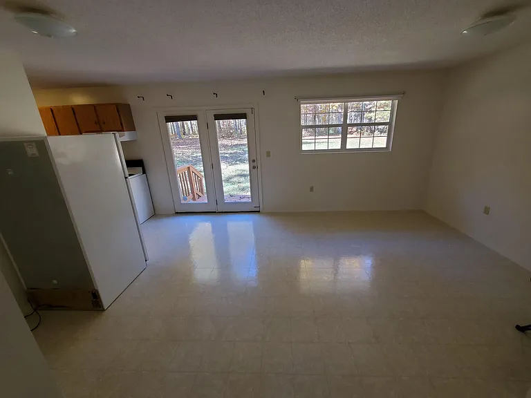 9168 Tally Ho Ln — Photo 7