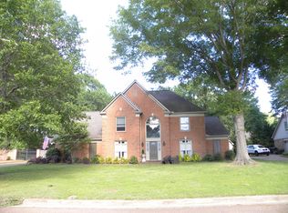 992 Yorktown Rd, Collierville, TN 38017