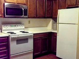83 N Champlain St, Burlington, VT