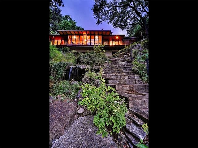 1st image of 3821 Westlake Dr