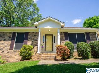 912 Lark Cir, Madison, AL 35758