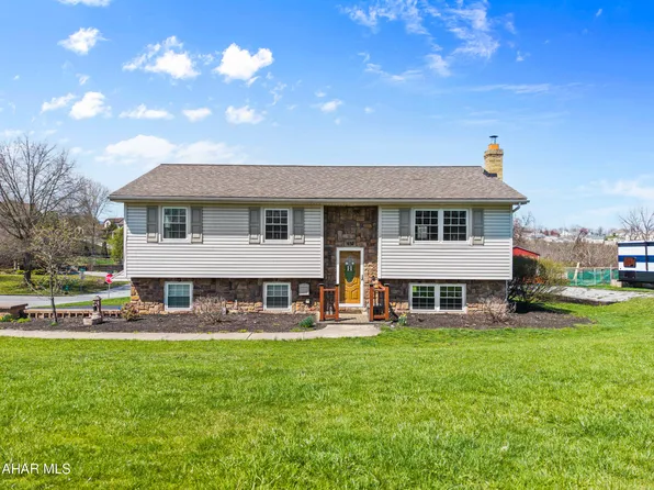 652 Appleview Ln, Duncansville, PA 16635