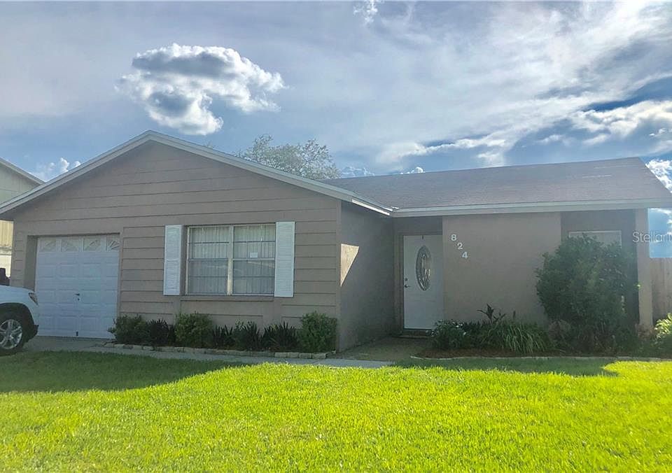 1st image of 824 Whisper Lake Ct
