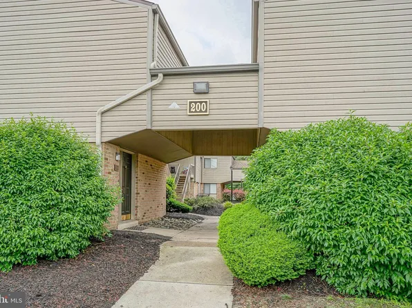 1801 Egg Harbor Rd APT 206, Clementon, NJ 08021