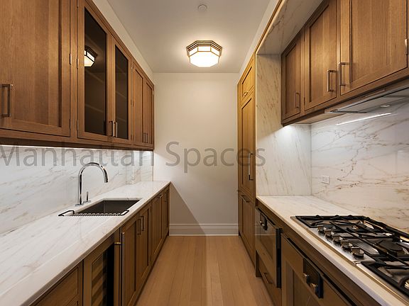 4th image of 30 Park Pl APT 58C