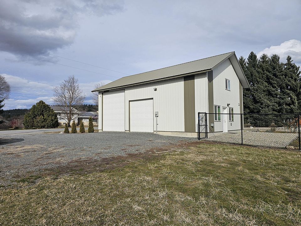1st image of 647 Elm Tree Dr