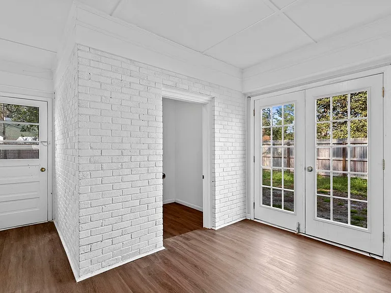 5410 Rollin Rd — Photo 8