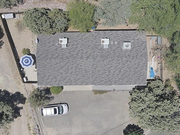 2nd image of 114 Bradshaw Dr