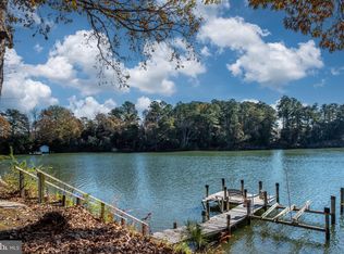 31 Yacht Cir, Montross, VA 22520