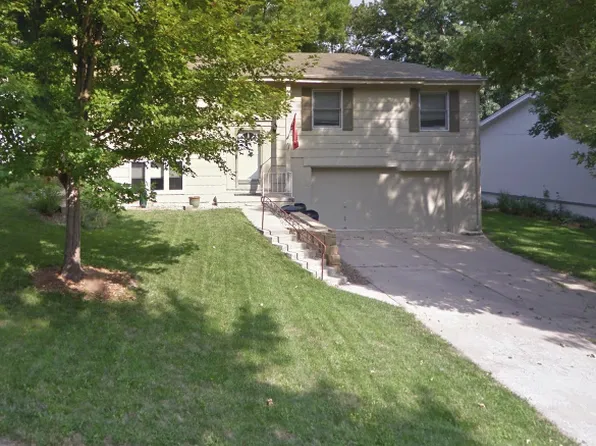 12730 Larimore Ave, Omaha, NE 68164