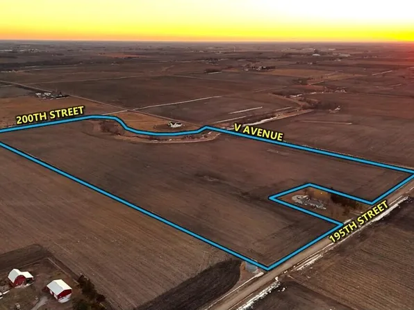 V Ave, Boone, IA 50036