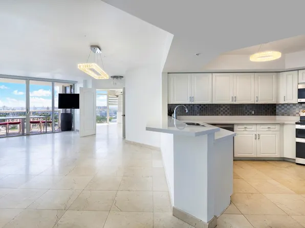 1900 Sunset Harbour Dr #2111, Miami Beach, FL 33139