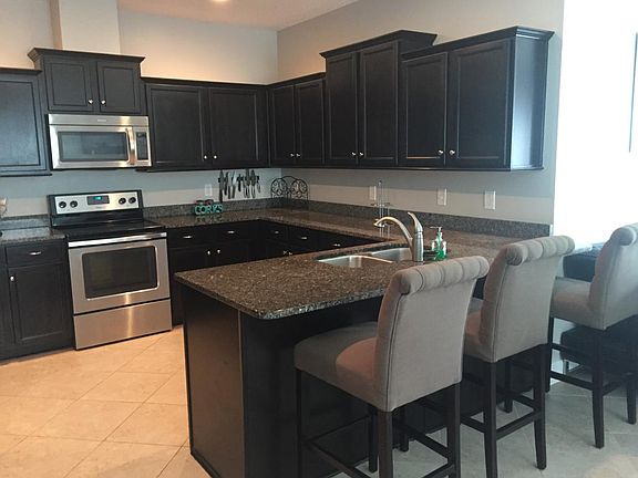 3rd image of 669 S Upper 8th Ave