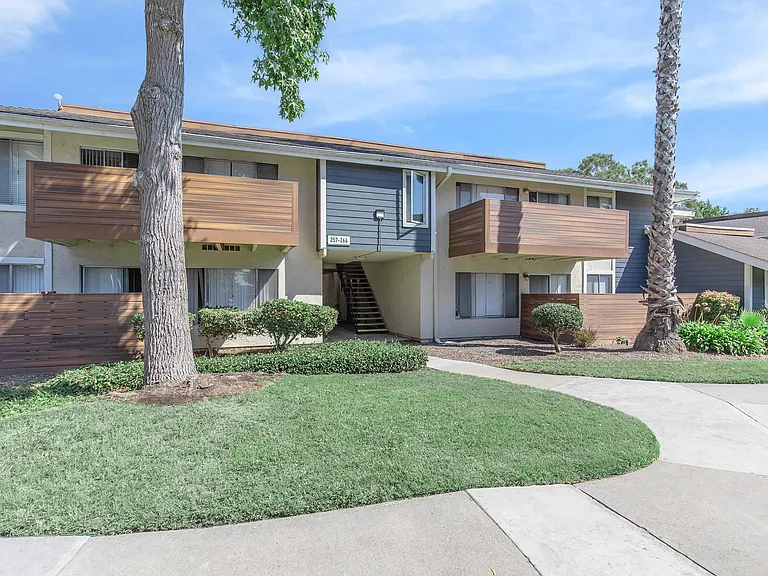 The Dylan Apartments — Photo 22