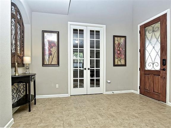 5th image of 1714 Foxboro Ln
