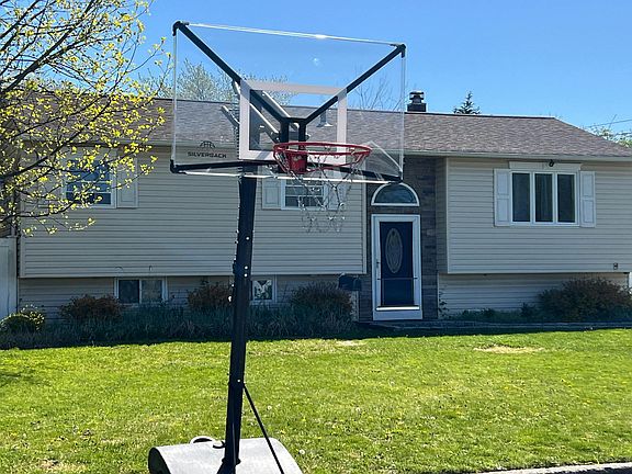 3rd image of 2703 Gull Ave