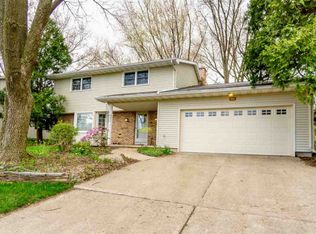 3114 Todd Dr, Madison, WI 53713