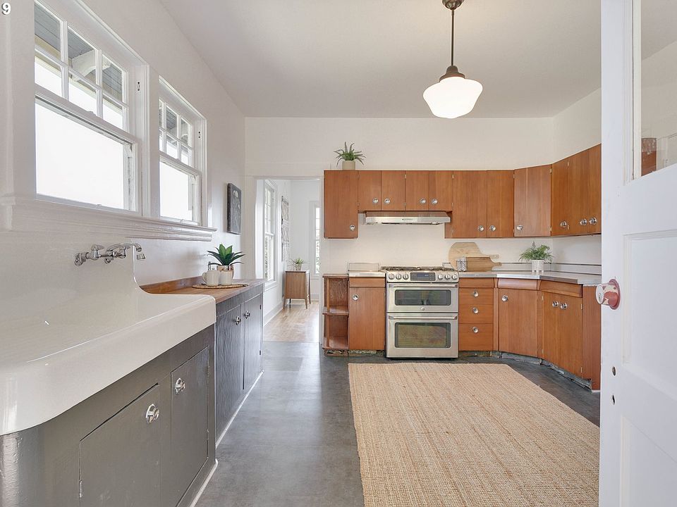9545 NW Roseway Ave, Portland, OR 97231 Zillow