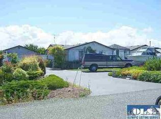 1391 Thornton Dr, Sequim, WA 98382