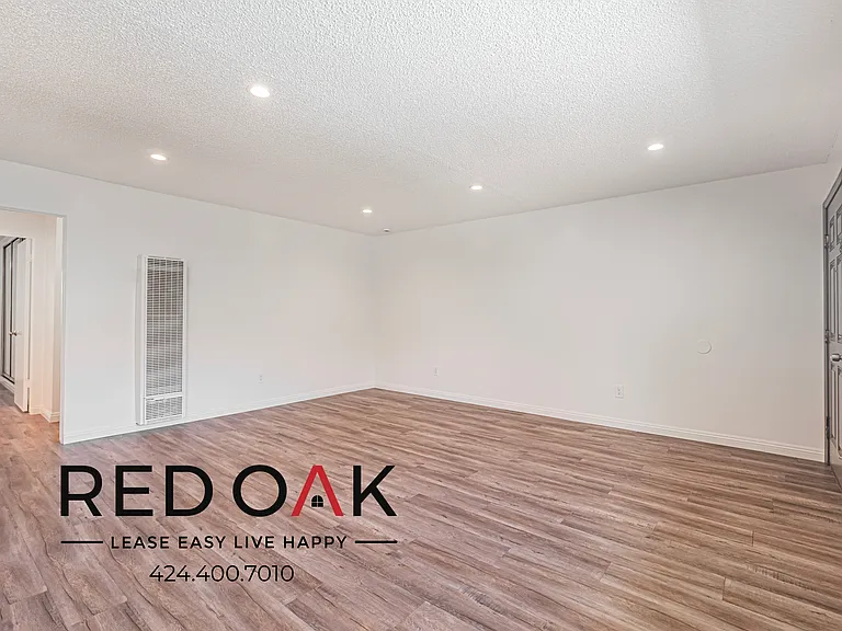 911 Monterey Ave #18 — Photo 5