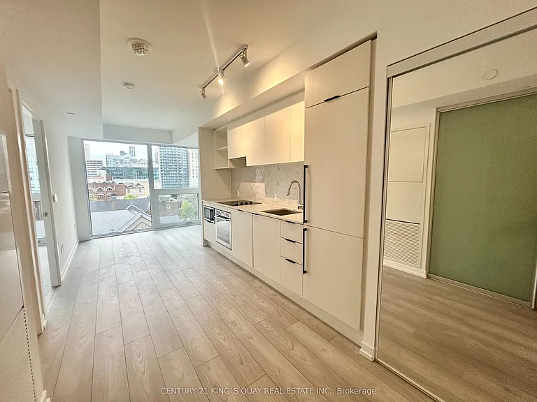 82 Dalhousie St #808 — Photo 3