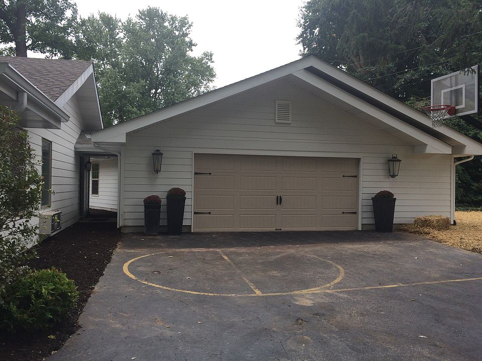 1st image of 87 River Bend Dr