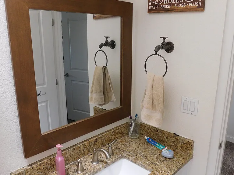 1007 Howard Ave #56 — Photo 18