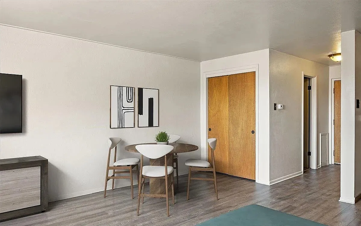 Studio, 545 sqft, $1,100 — Photo 2