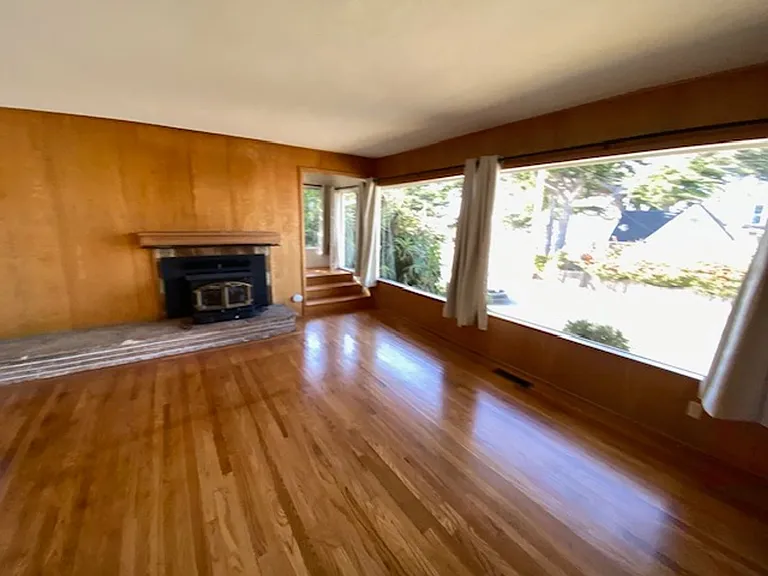 1051 Shell Ave — Photo 5