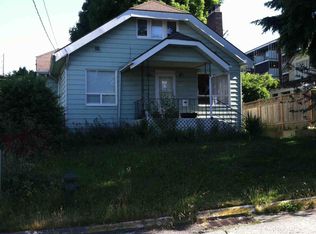 906 NE 73rd St, Seattle, WA 98115