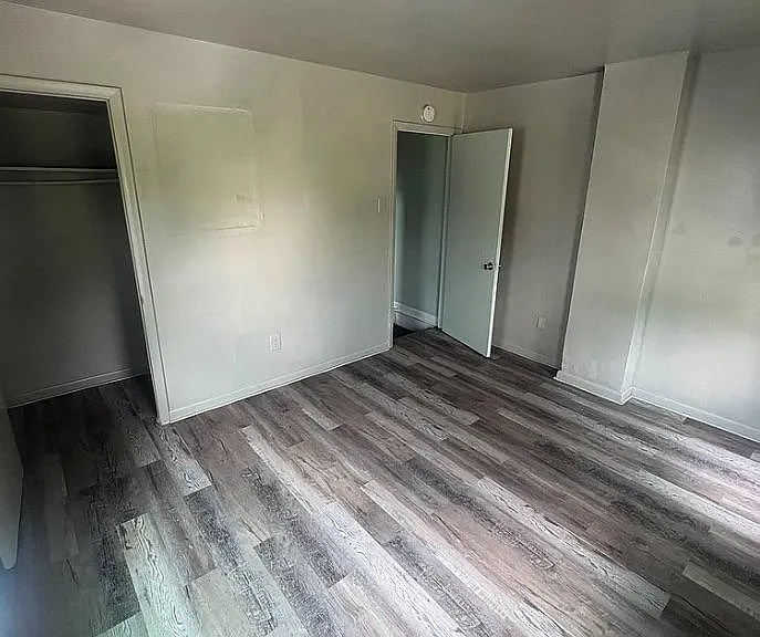 310 S 4th St #312 — Photo 5