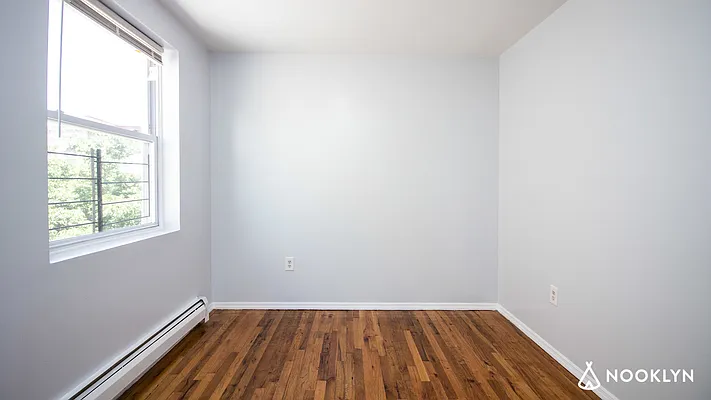 Rented by Nooklyn NYC LLC | media 22